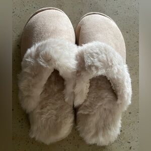 Brand New Soft Cozy Slippers, Size Large